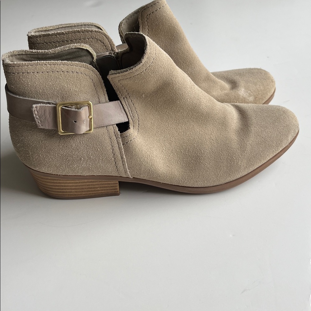 Clarks Ankle Boots-light tan suede with Buckle